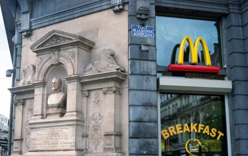 image for article 10 Unique Fast Food Restaurants Around the World