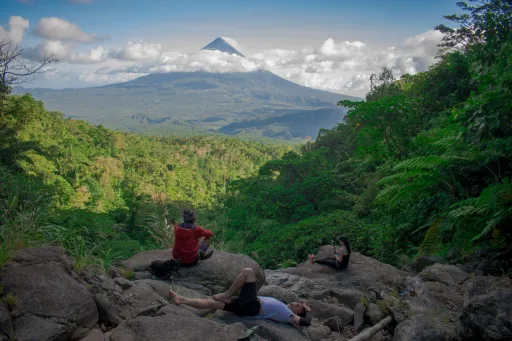 image for article Filipino Travellers Share Their Most Memorable Trips in 2018