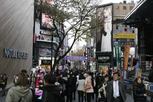 image for article 7 Ways To Experience Seoul as a Kpop Fan — Aside from Visiting the Big Three