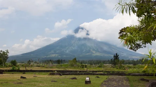 image for article Mayon Volcano Alert Level & Advisory from PHIVOLCS