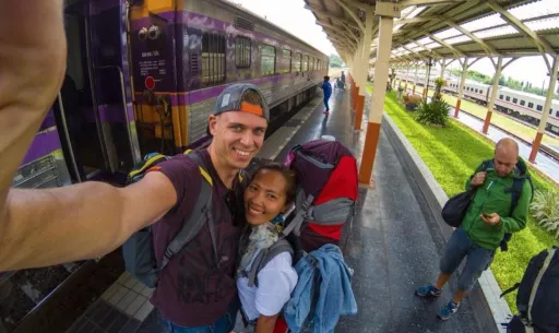 image for article This is What It’s Like to Ride a Sleeper Train to Chiang Mai