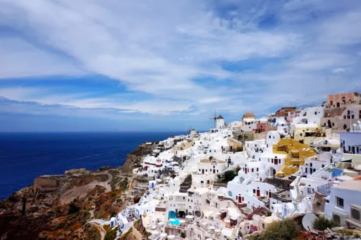 image for article How I Conquered Santorini on a Budget