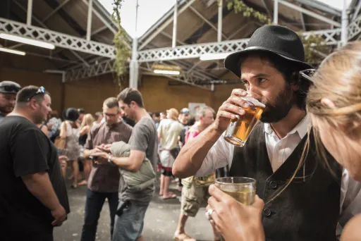 image for article Experience New Zealand’s Beer-Loving Culture at These Local Breweries & Festivals
