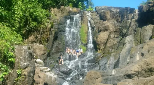 image for article Chasing Waterfalls in Laguna: A Weekend Getaway with Friends