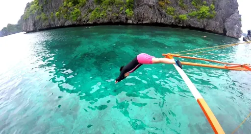 image for article El Nido Travel Guide: What You Need to Know Before Your Island Getaway