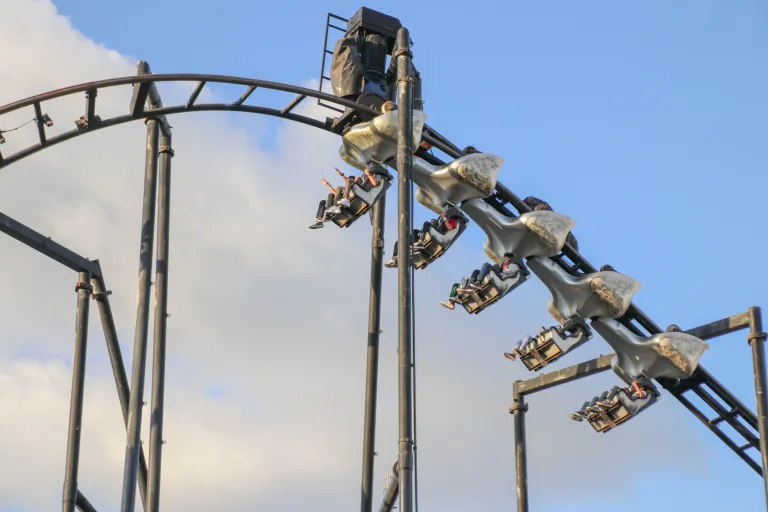 star flyer, a must-have ride in star city for couples on valentines 