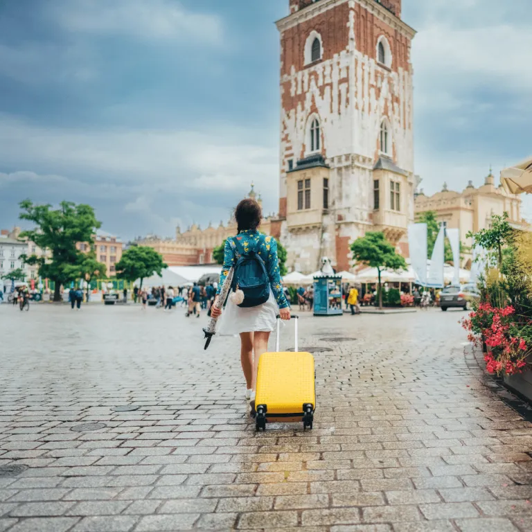 woman travelling solo