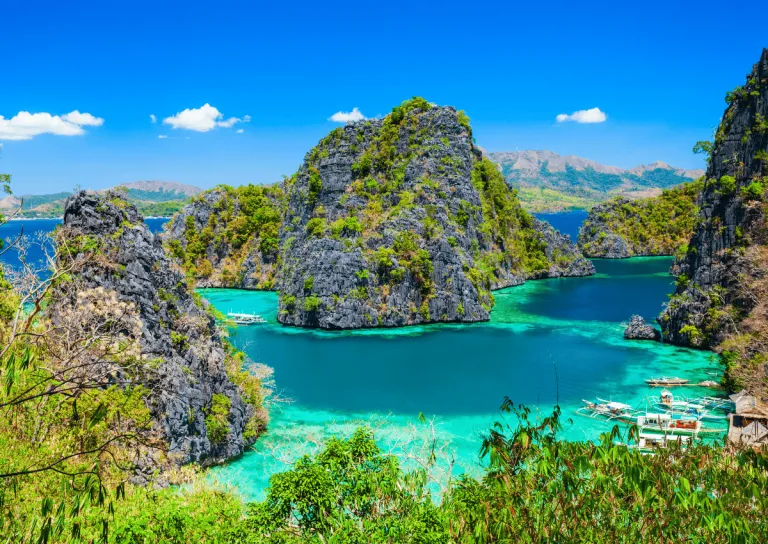 blue lagoon in coron palawan