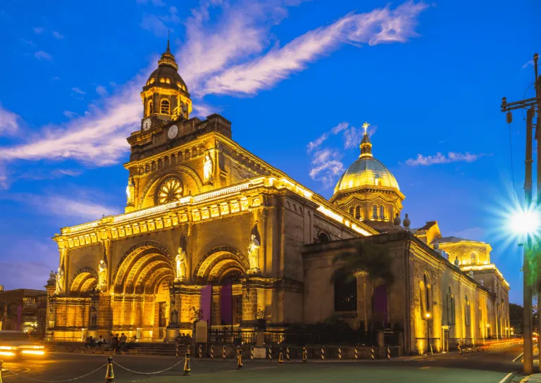 manila cathedral in intramuros