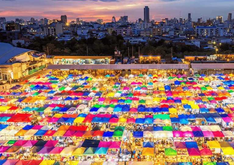 ratchada night market in bangkok