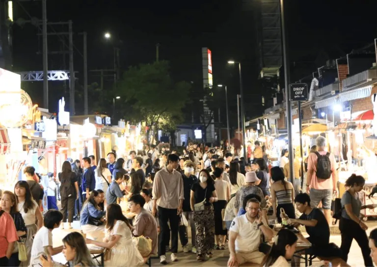 crown at the centre streets at jodd fairs ratchada bangkok