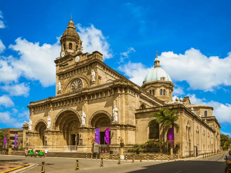 manila cathedral in intramuros