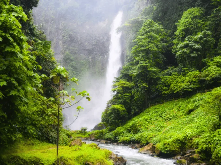 Lake Sebu&rsquo;s Seven Falls 