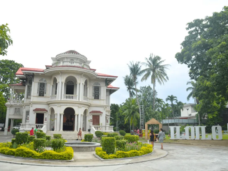 molo mansion