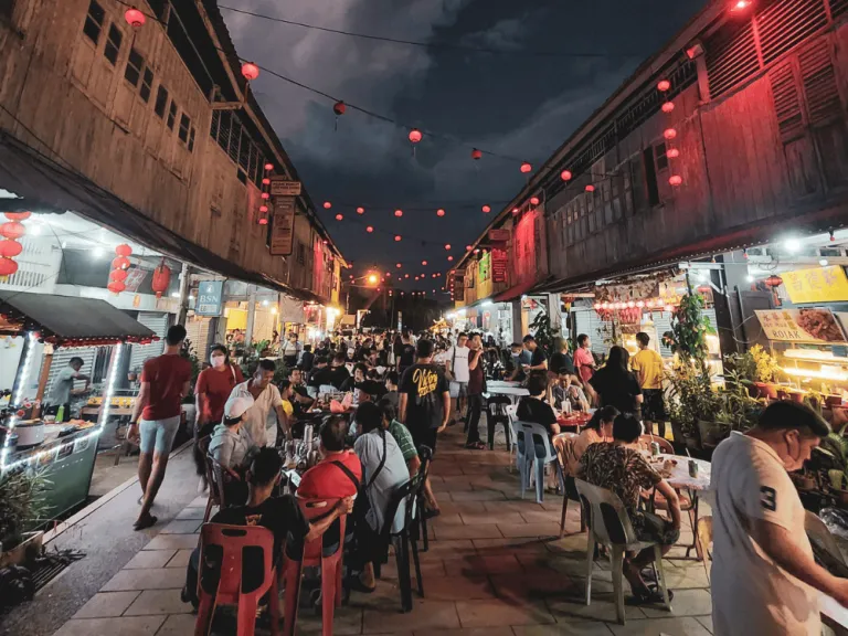 Siniawan Night Market