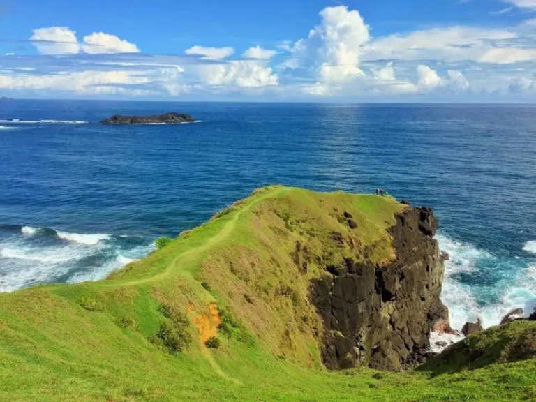 Binurong Point