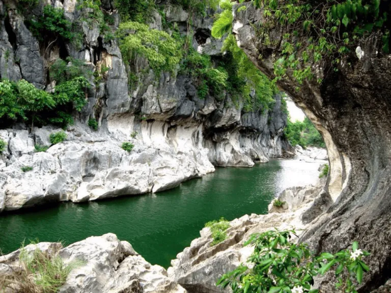 Minalungao National Park