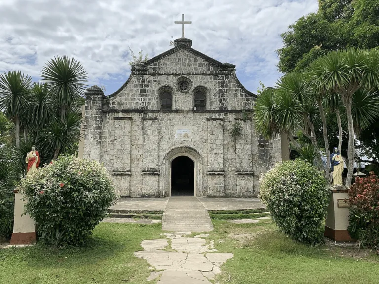 Navalas Church