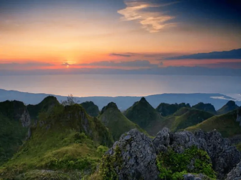 Osme&ntilde;a Peak in Dalaguete Cebu