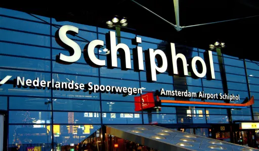 image for article Netherlands Schengen Visa For Filipinos: How To Get Approved In 8 Easy Ways