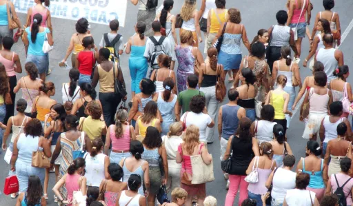 image for article 4 Ultimate Crowd Safety Tips Every Filipino Traveller Should Know