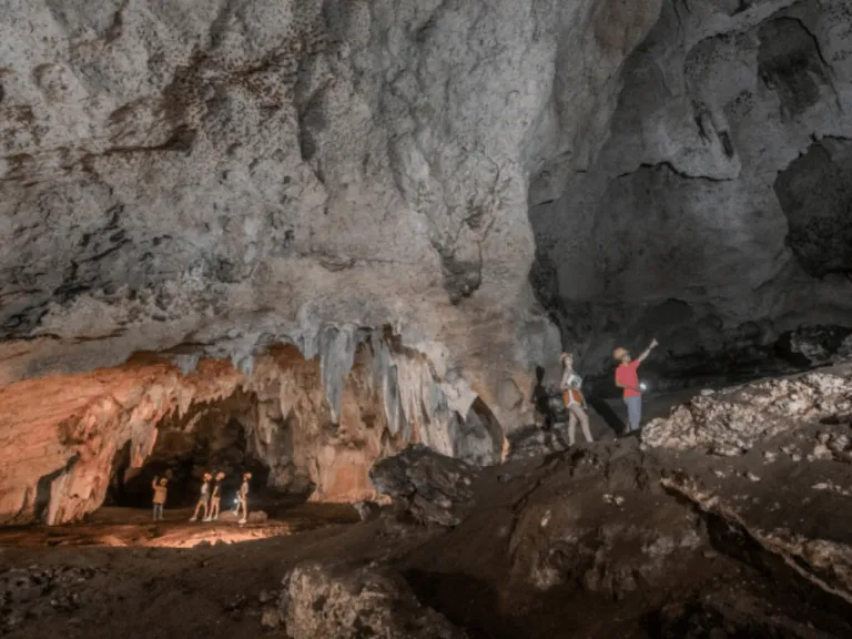 Aglipay Caves, Quirino Province