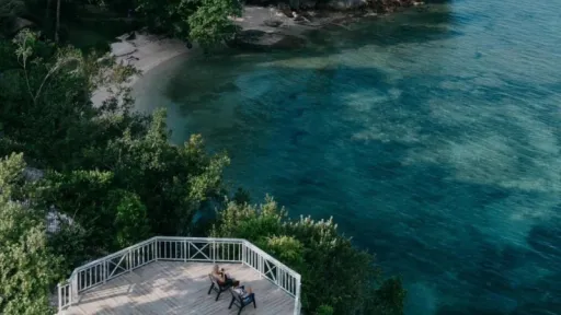 image for article Chill Beach Camping at Punta Anchora in Badian Cebu