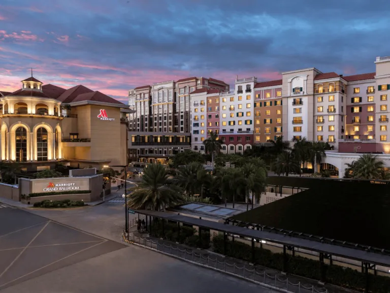 Manila Marriott Hotel at Newport World Resorts