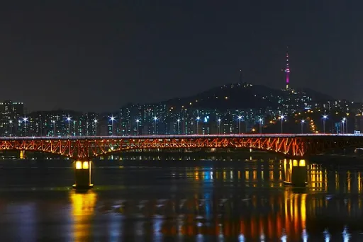 image for article How to Travel to South Korea for ₱30,000: A 5-Day Itinerary for First-Timers