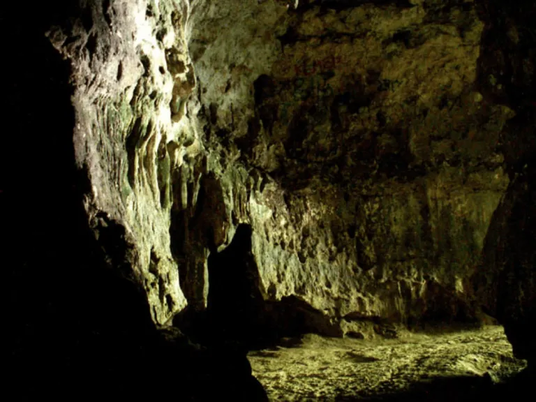 Macahambus Cave and Gorge