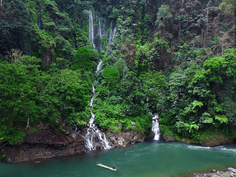 Sinulom Falls