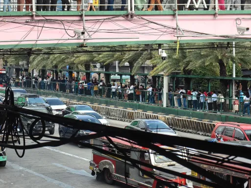 image for article MRT-3 Update: What Happened with the Power Line Fire and Is It Safe to Ride Now?