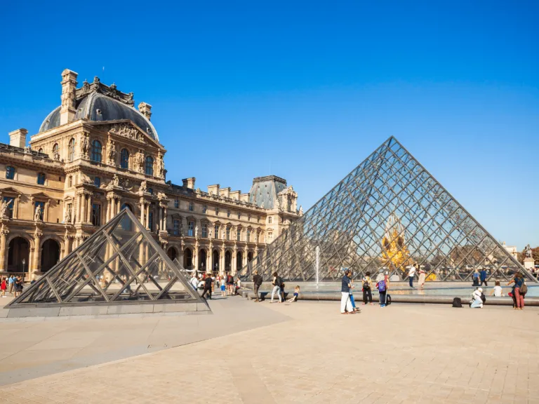 Louvre Museum