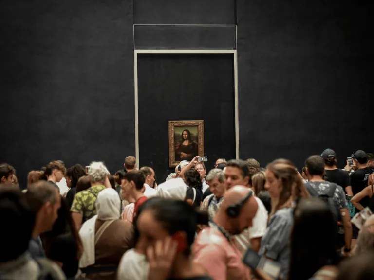 Mona Lisa Painting in Louvre Museum