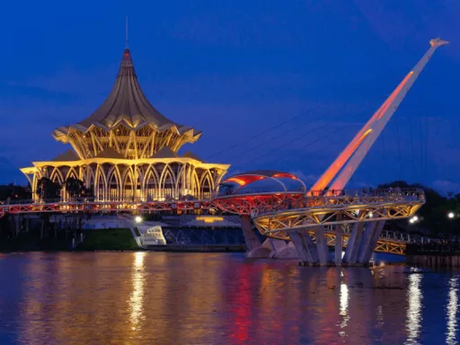 image for article Sarawak Travel Guide: Top Attractions and Activities Every Filipino Must Experience