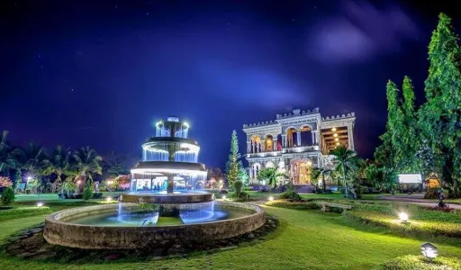 image for article The Taj Mahal of Negros: Visiting The Ruins in Talisay City