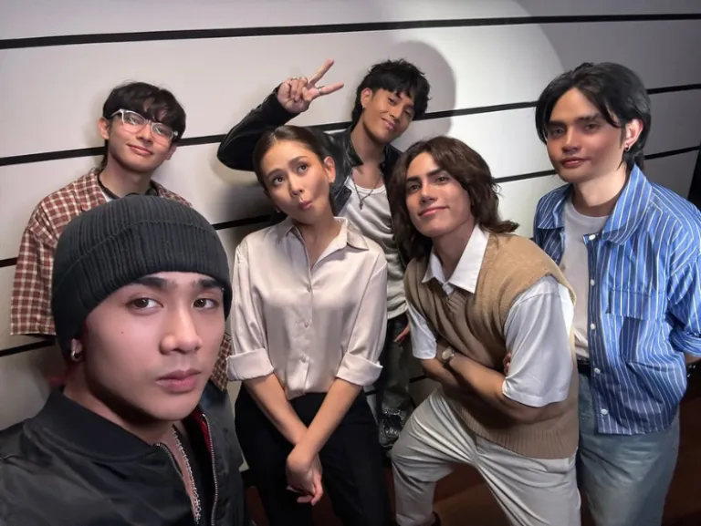 sb19 asia artist awards 2025 taiwan performer