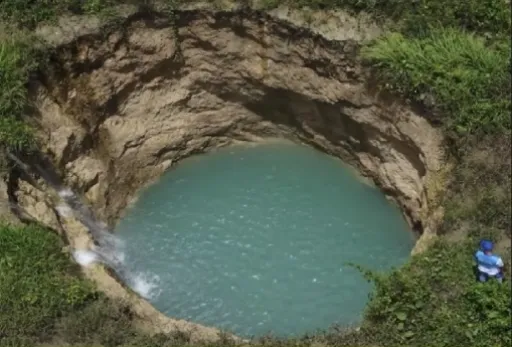 image for article Sinkhole Discovered in San Juan, Siquijor’s Rice Fields