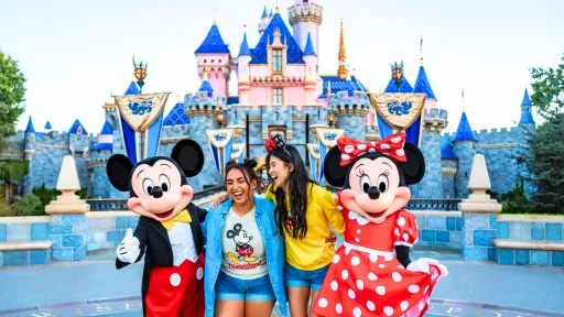 image for article Thailand Eyes to Build Disneyland Instead of Casino Complex