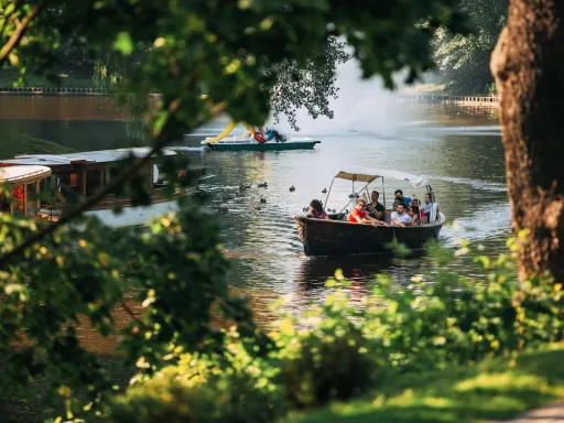 Best Attractions of Southeast Asia That Delight Both Kids and Seniors image for article Best Attractions of Southeast Asia That Delight Both Kids and Seniors