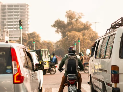 image for article New 5-Year LTO Registration For Brand-New Cars And Motorcycles Only