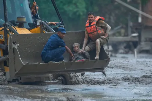 Nepal Flash Floods: Travellers Urged To Avoid These Areas image for article Nepal Flash Floods: Travellers Urged To Avoid These Areas