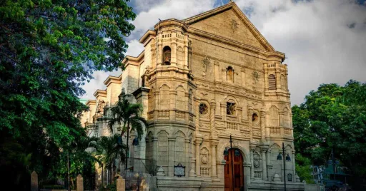 image for article 10 Beautiful Churches in & Near Metro Manila for Visita Iglesia
