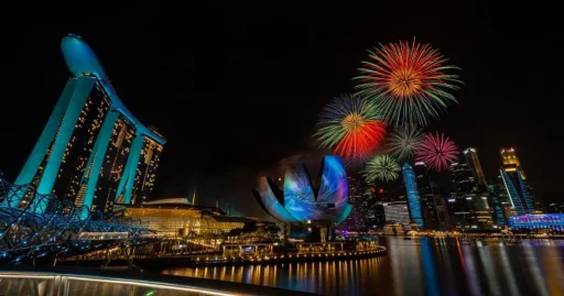 image for article Why Singapore is One of the Best Entertainment Destinations in the World You Can Visit