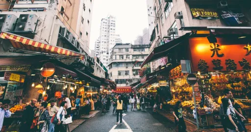 image for article Solo Travel Guide: 16 Travel Tips You Should Know Before Travelling to Hong Kong