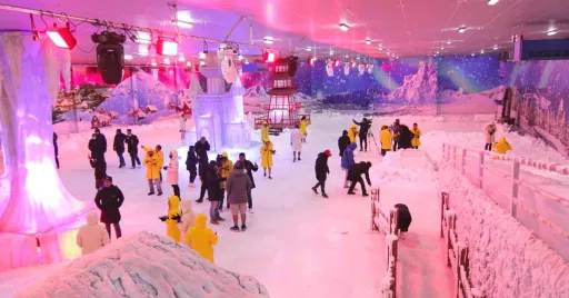 image for article Winter in the Philippines? 8 Places to Experience a Cold White Christmas